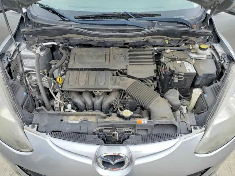 2013 MAZDA MAZDA2   
