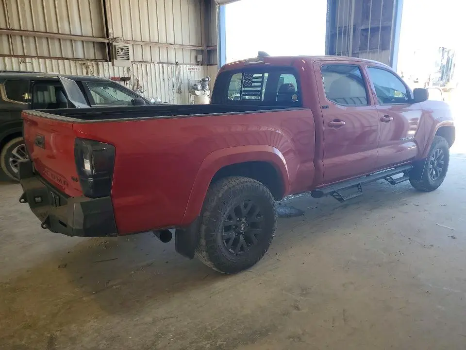 2021 TOYOTA TACOMA SR5 V6  