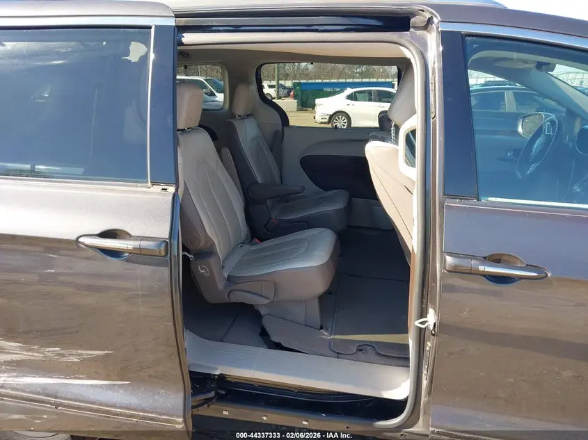 2017 CHRYSLER PACIFICA TOURING-L PLUS