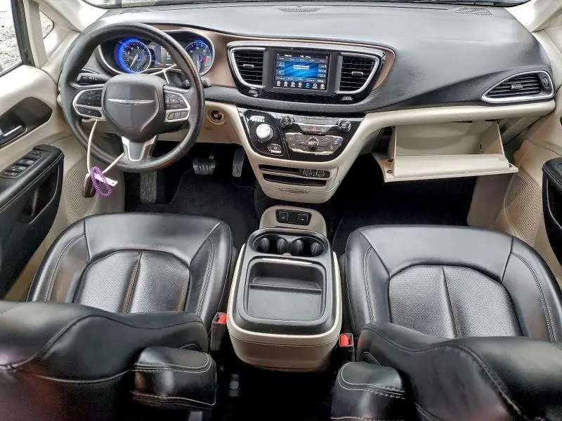 2021 CHRYSLER VOYAGER LXI  