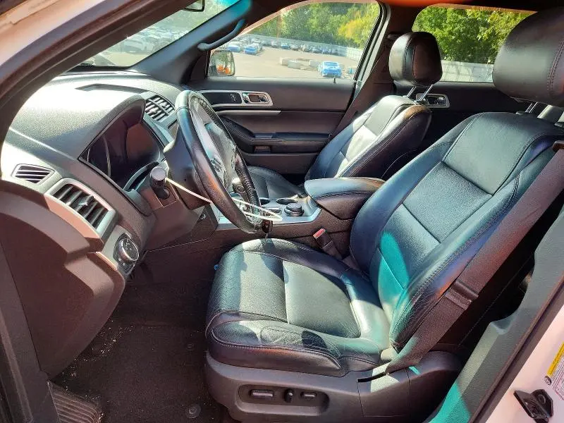 2011 FORD EXPLORER XLT  