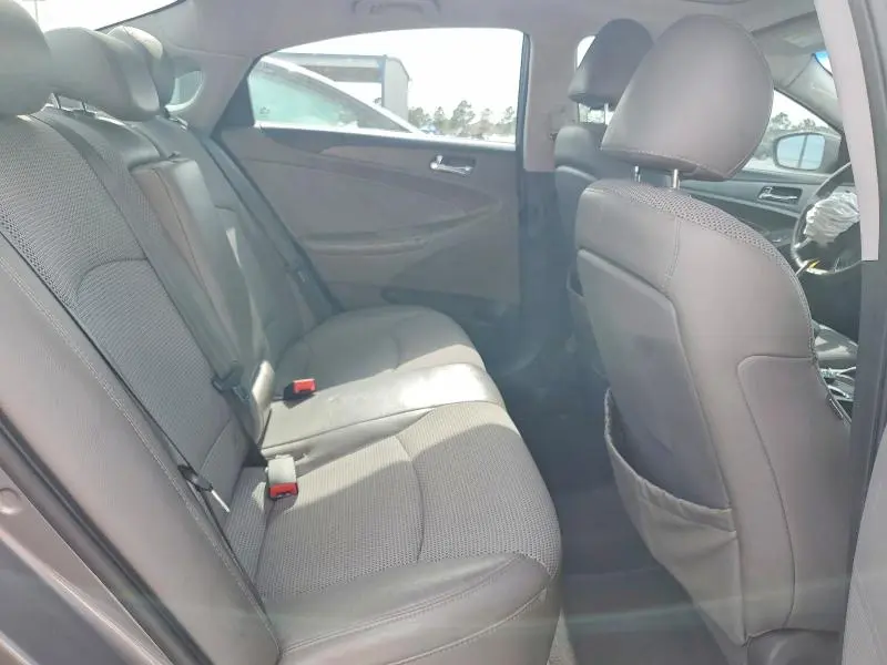2011 HYUNDAI SONATA SE  