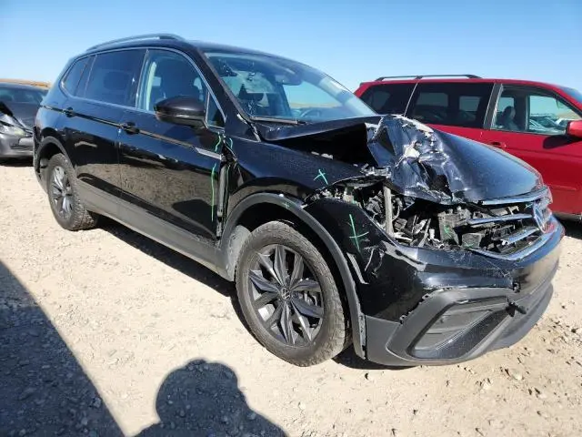 2022 VOLKSWAGEN TIGUAN SE  