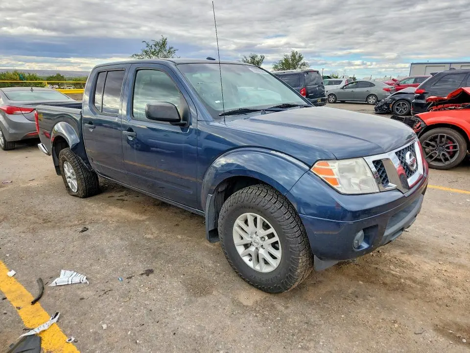 2017 NISSAN FRONTIER SV  