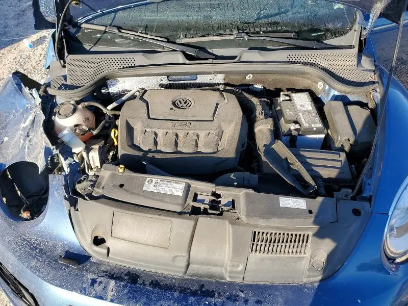 2019 VOLKSWAGEN BEETLE S  