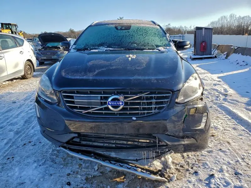 2015 VOLVO XC60 T6 PLATINUM  