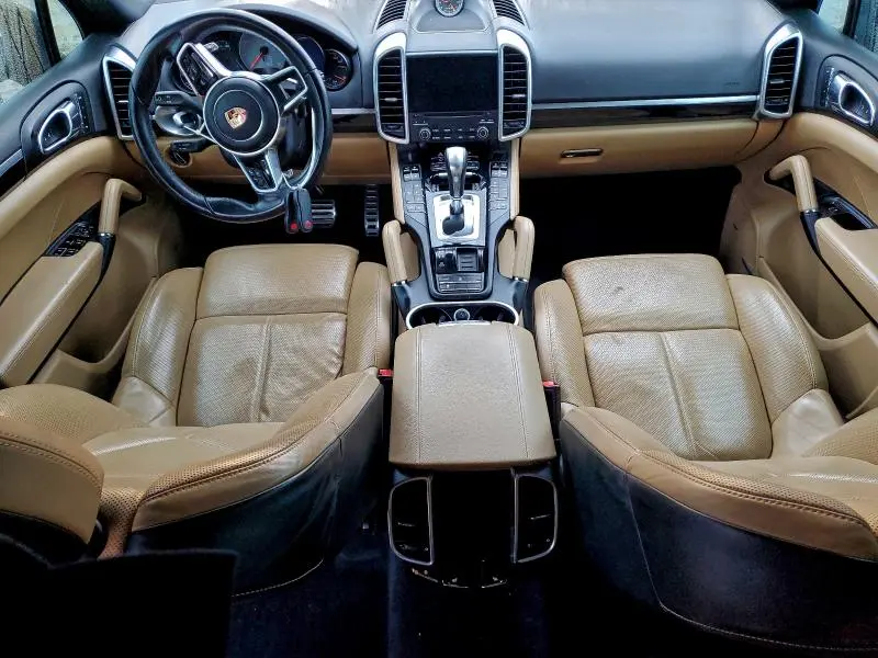 2017 PORSCHE CAYENNE S  