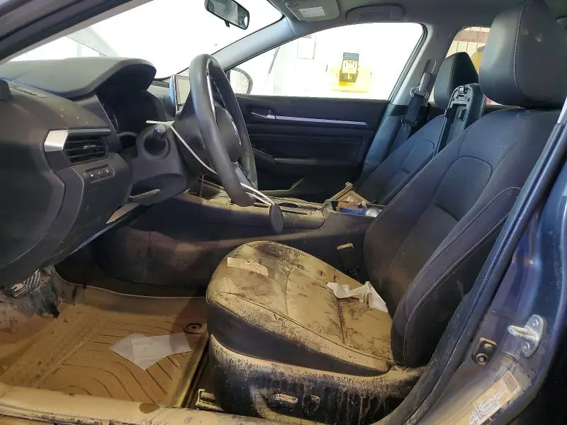 2021 NISSAN ALTIMA SV  