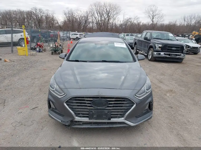 2019 HYUNDAI SONATA SE