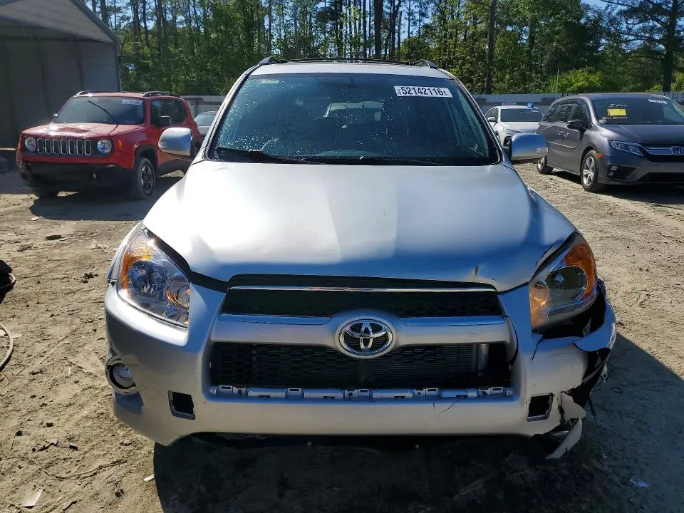 2011 TOYOTA RAV4 LIMITED  