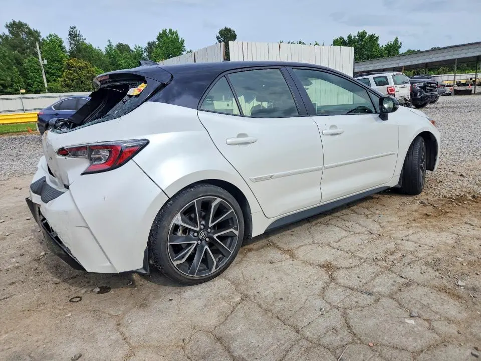 2021 TOYOTA COROLLA XSE  