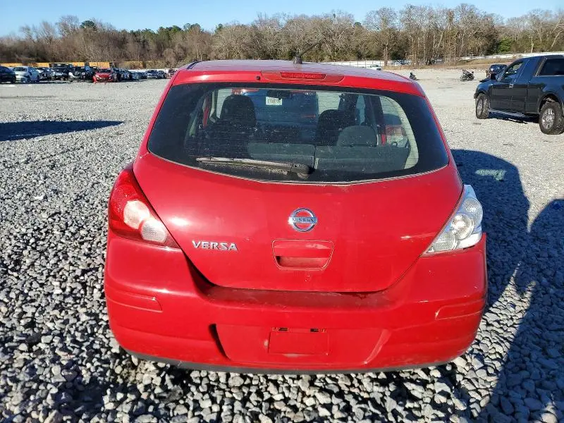 2010 NISSAN VERSA S  