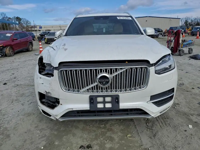 2018 VOLVO XC90 T6  