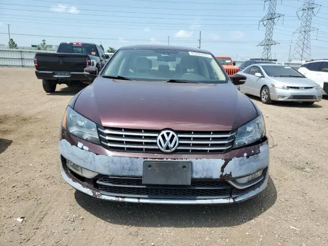 2013 VOLKSWAGEN PASSAT SE  