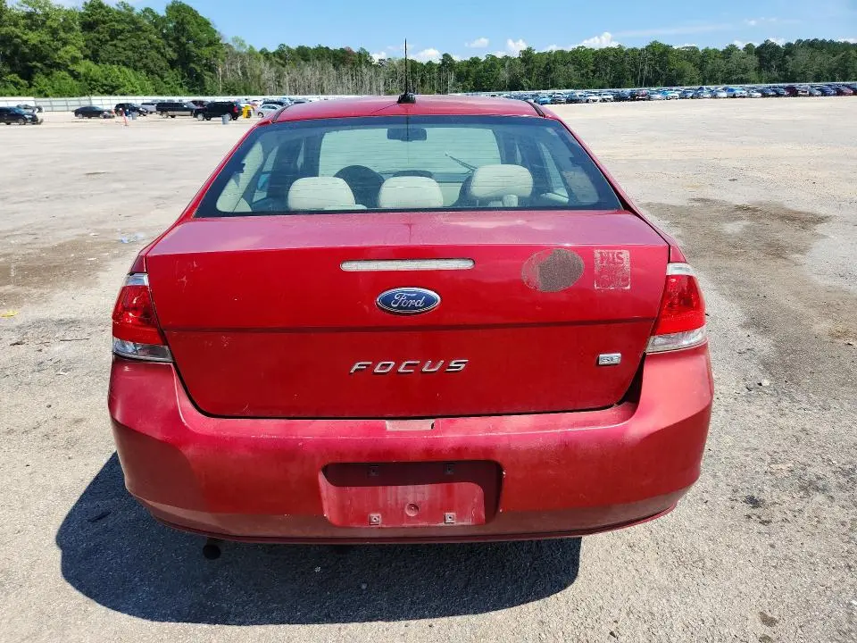 2011 FORD FOCUS SE  