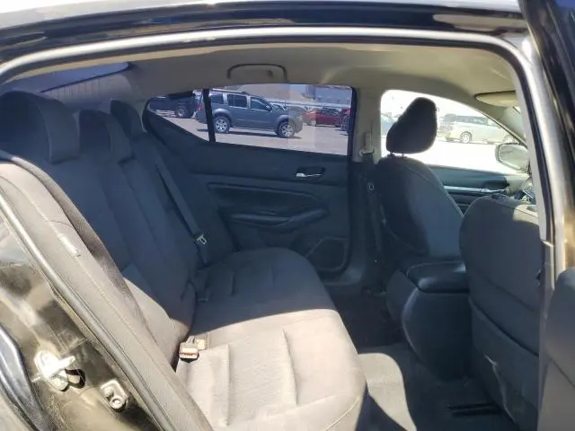 2021 NISSAN ALTIMA SV  