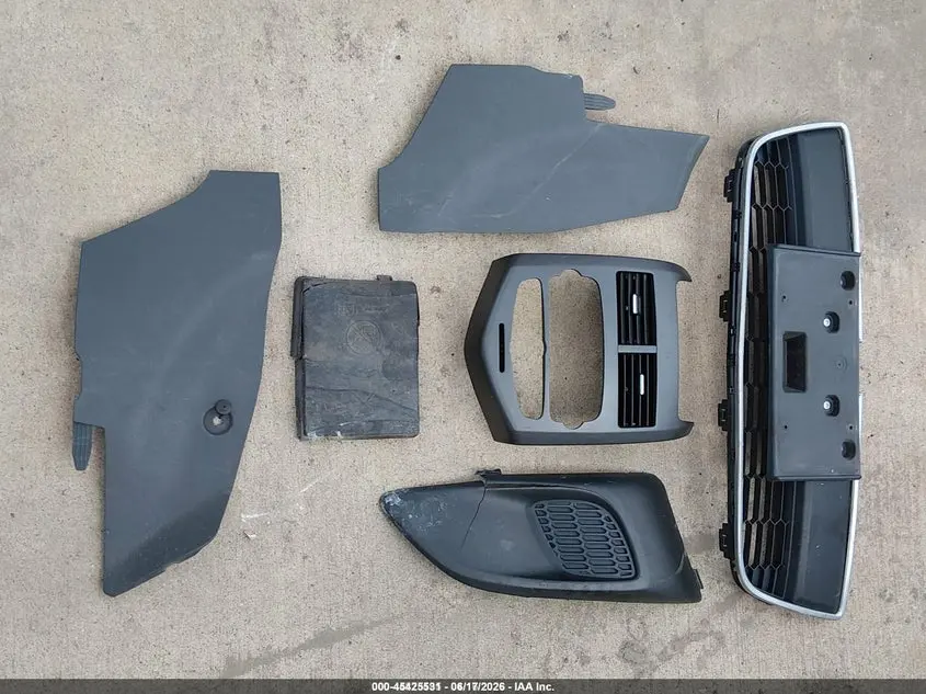 2015 CHEVROLET SONIC LT AUTO
