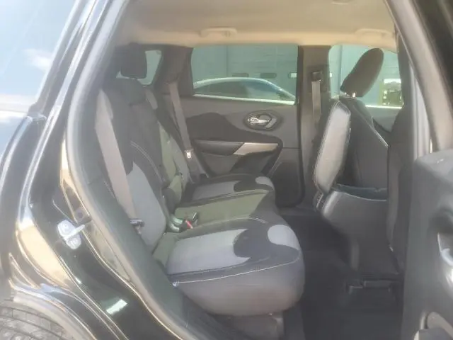 2017 JEEP CHEROKEE SPORT  