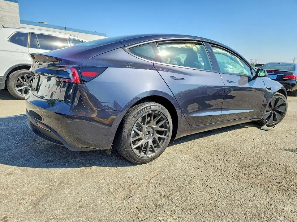 2026 TESLA MODEL 3   