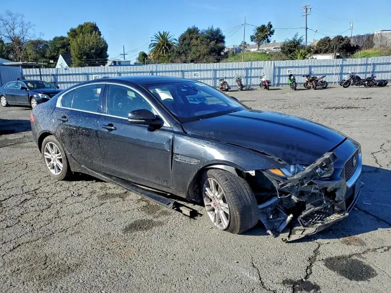 2019 JAGUAR XE PREMIUM  