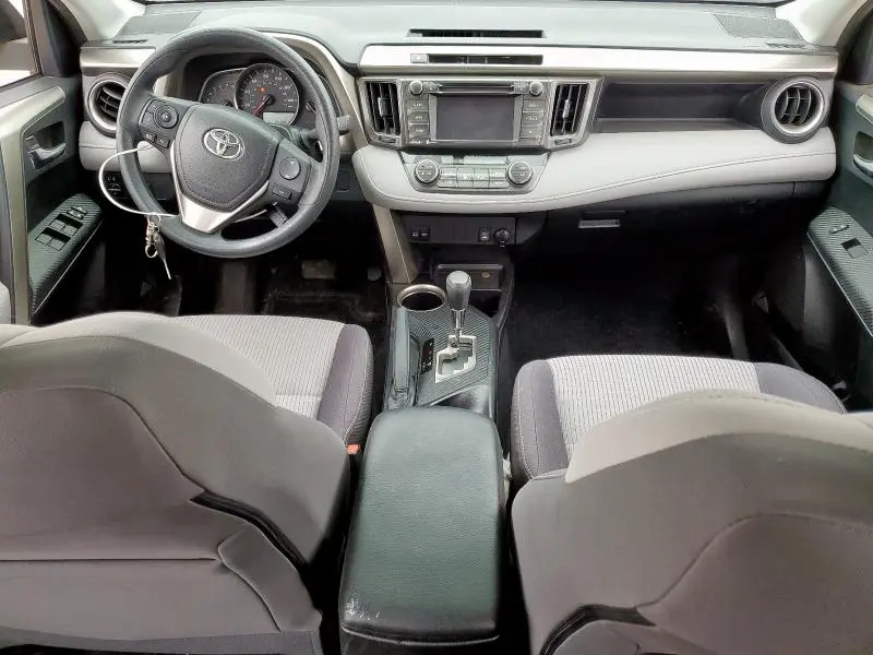 2014 TOYOTA RAV4 XLE  