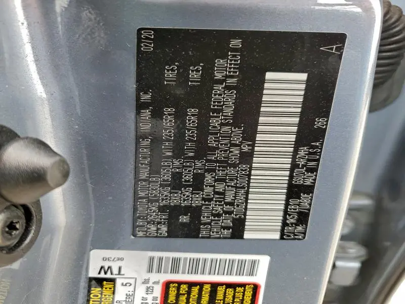 2020 TOYOTA HIGHLANDER XLE  