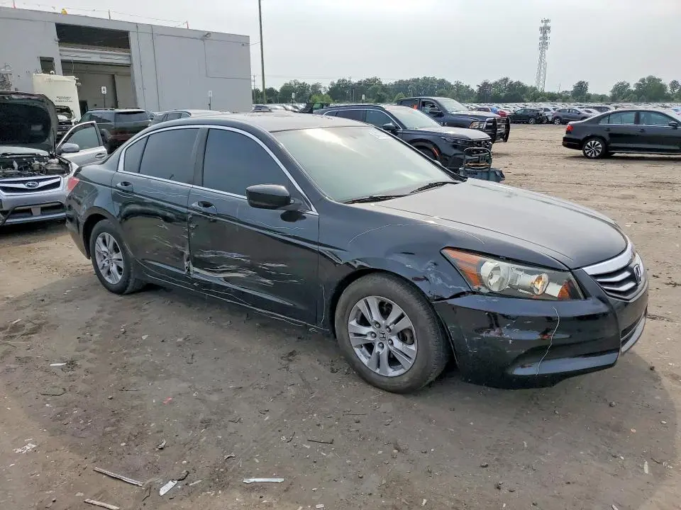 2011 HONDA ACCORD LXP  