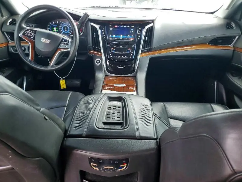 2016 CADILLAC ESCALADE LUXURY  