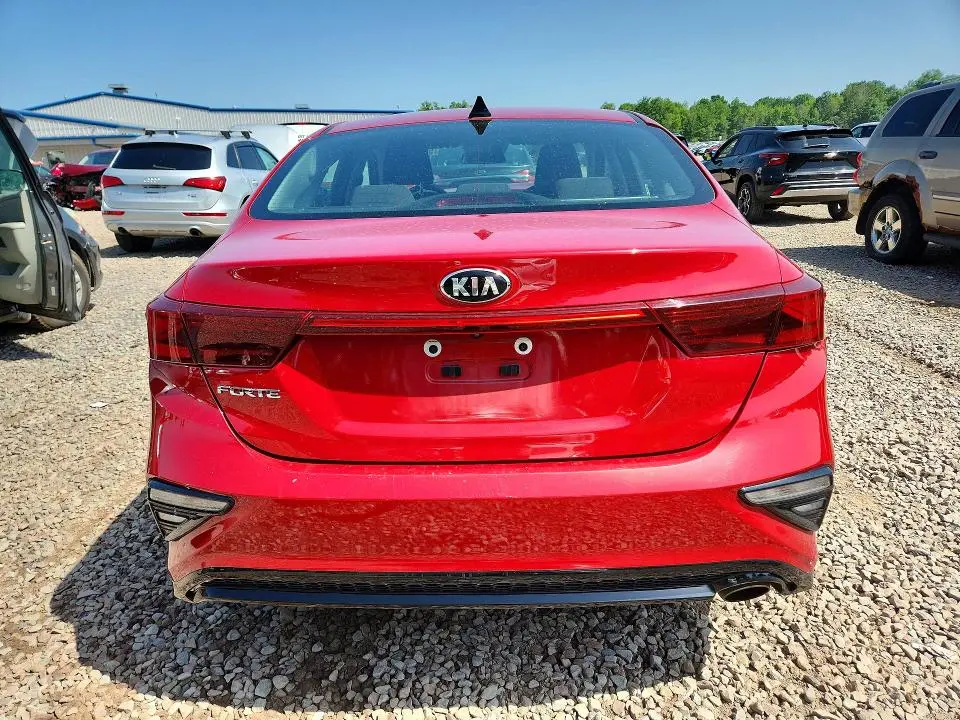 2020 KIA FORTE LXS  