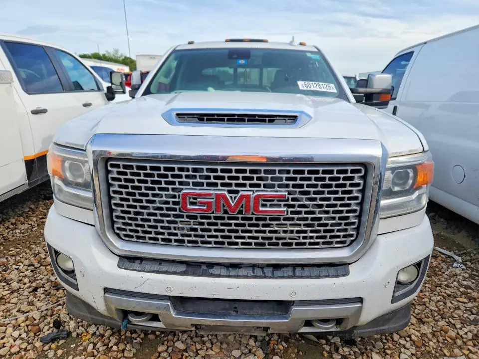 2017 GMC SIERRA K3500 DENALI  