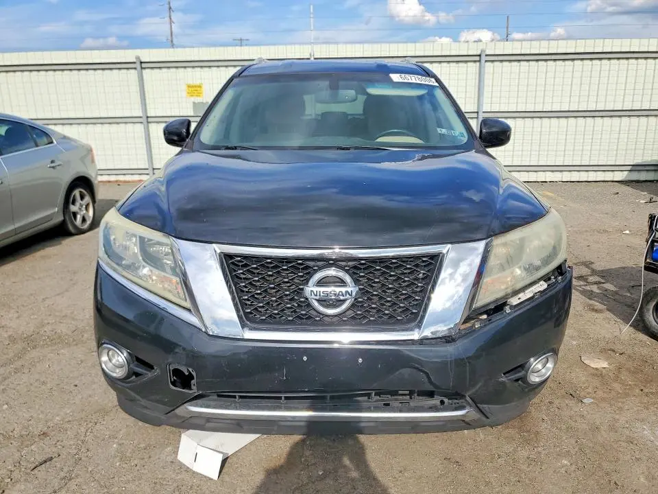 2016 NISSAN PATHFINDER SV  