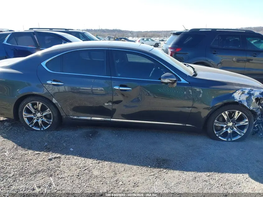 2010 LEXUS LS 460  