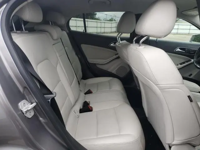 2015 MERCEDES-BENZ GLA 250 4MATIC  