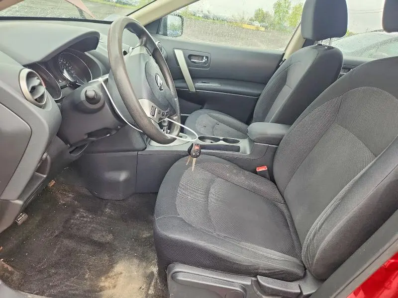 2011 NISSAN ROGUE S  