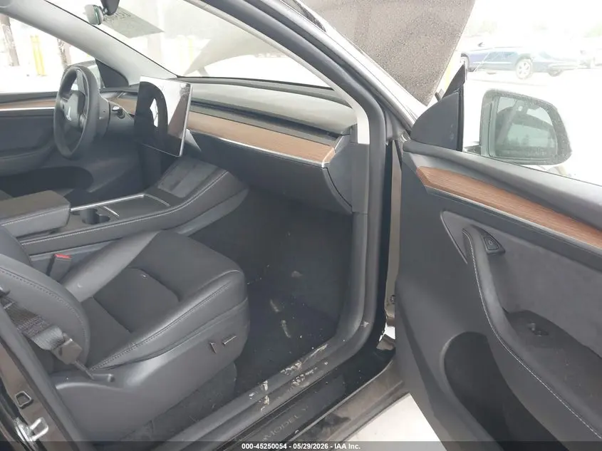 2025 TESLA MODEL Y LONG RANGE DUAL MOTOR ALL-WHEEL DRIVE