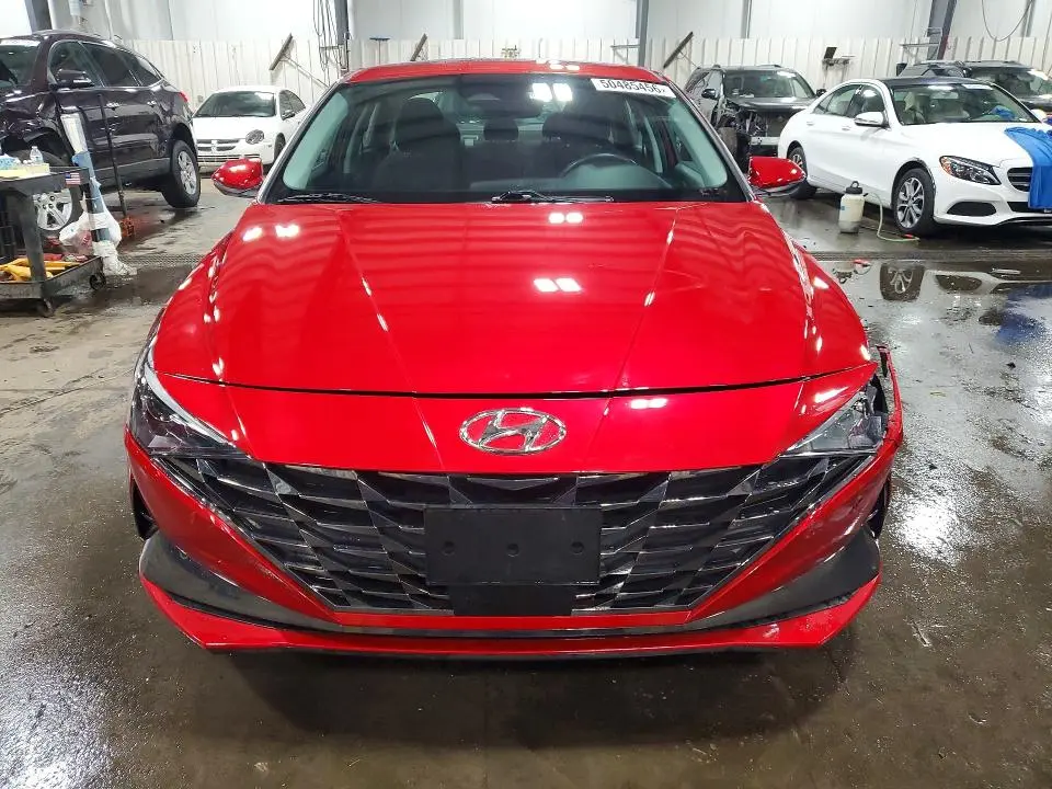 2022 HYUNDAI ELANTRA SEL  