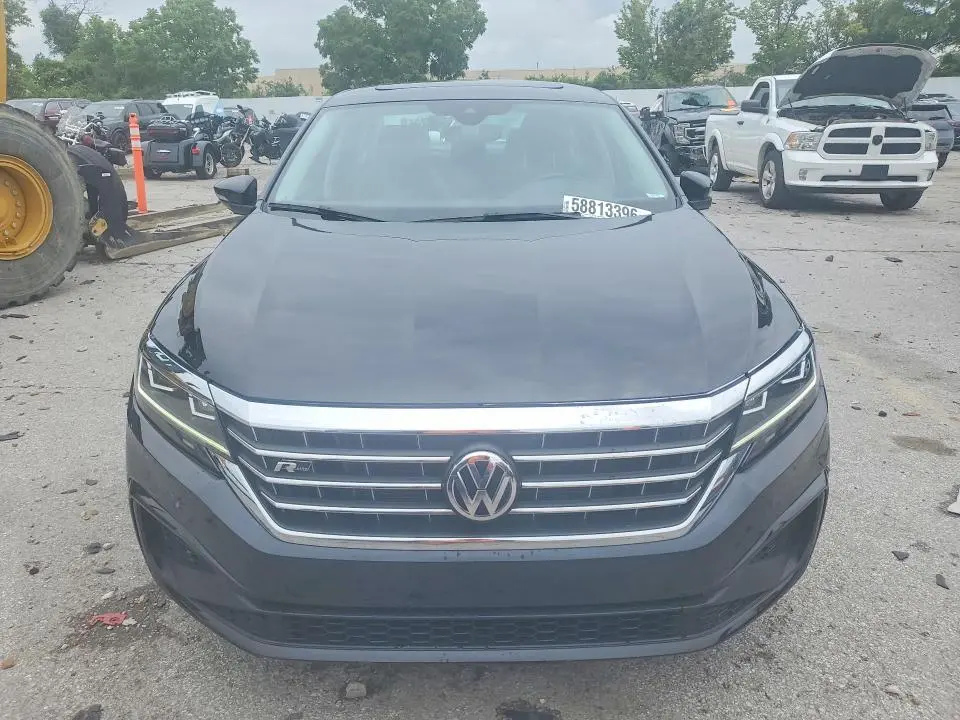 2020 VOLKSWAGEN PASSAT R-LINE  