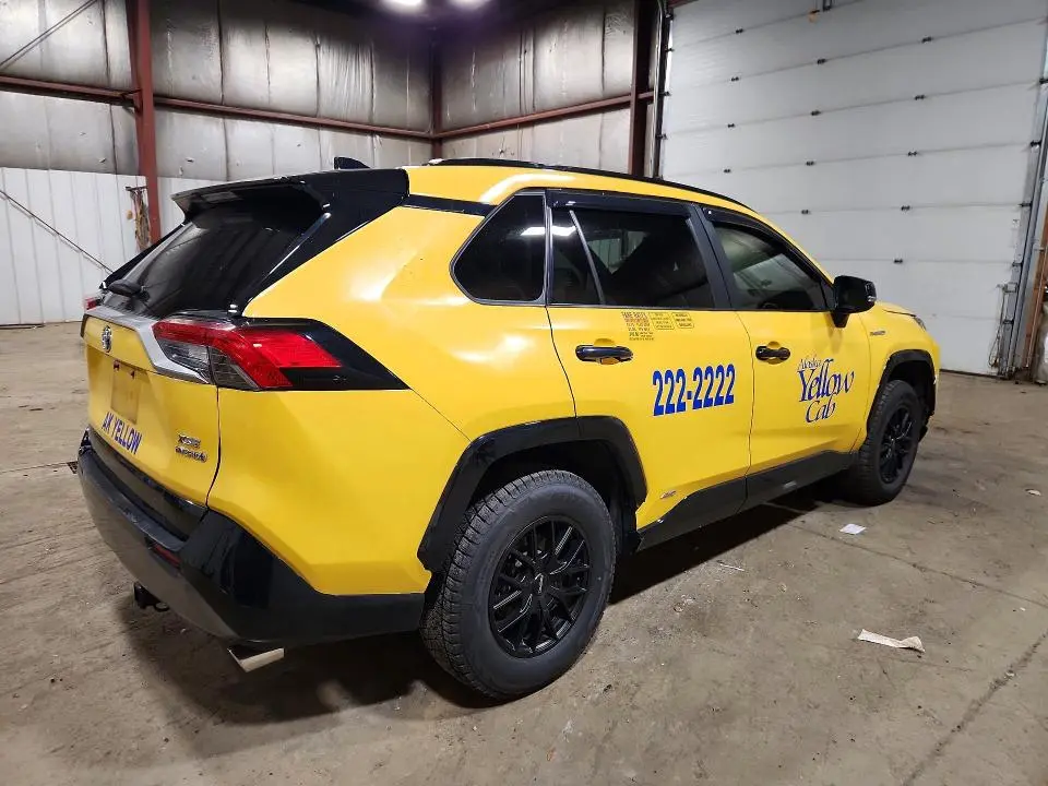 2019 TOYOTA RAV4 XSE  