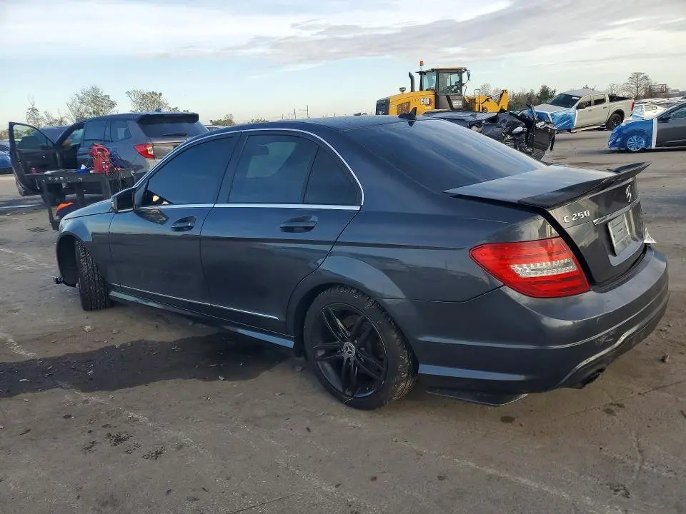 2013 MERCEDES-BENZ C 250  