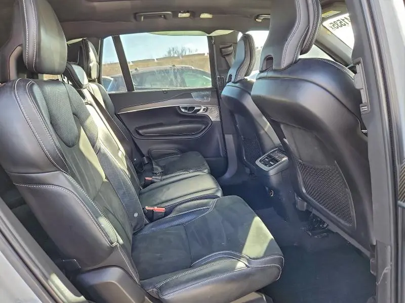 2019 VOLVO XC90 T6 R-DESIGN  