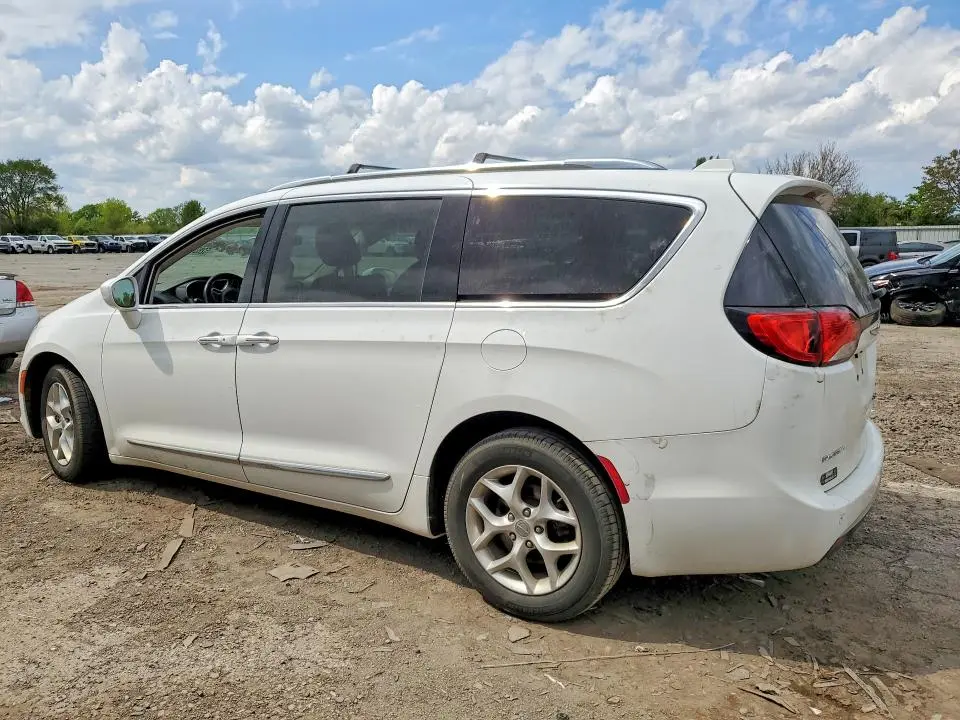 2017 CHRYSLER PACIFICA TOURING L PLUS  
