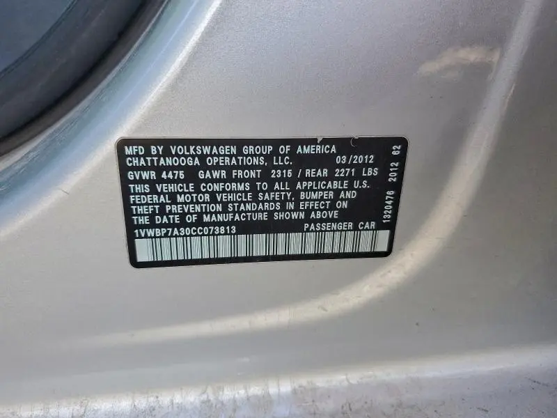 2012 VOLKSWAGEN PASSAT SE  