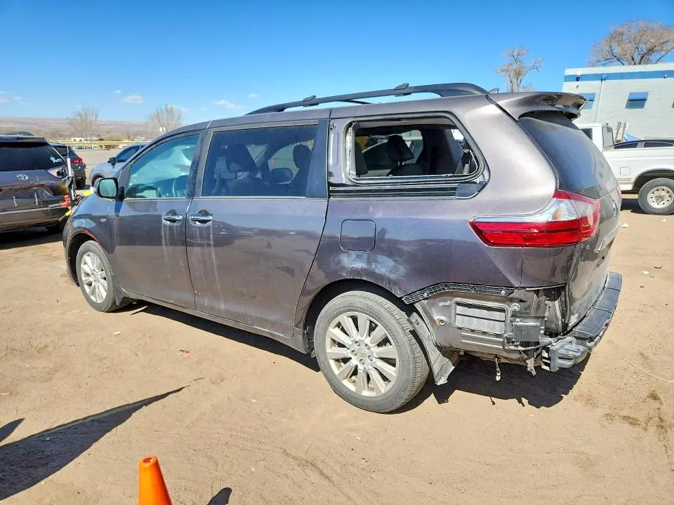2017 TOYOTA SIENNA LIMITED 7-PASSENGER  