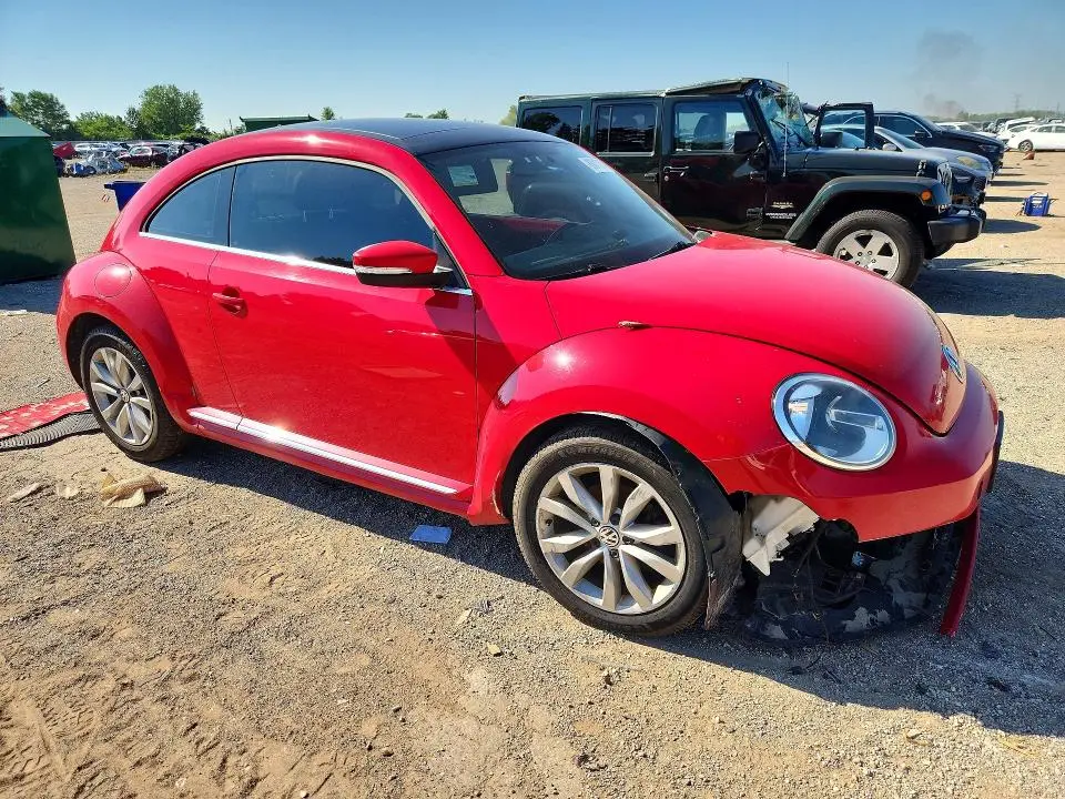 2013 VOLKSWAGEN BEETLE   