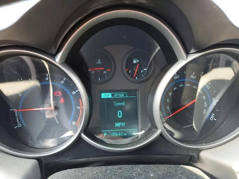 2015 CHEVROLET CRUZE LT  
