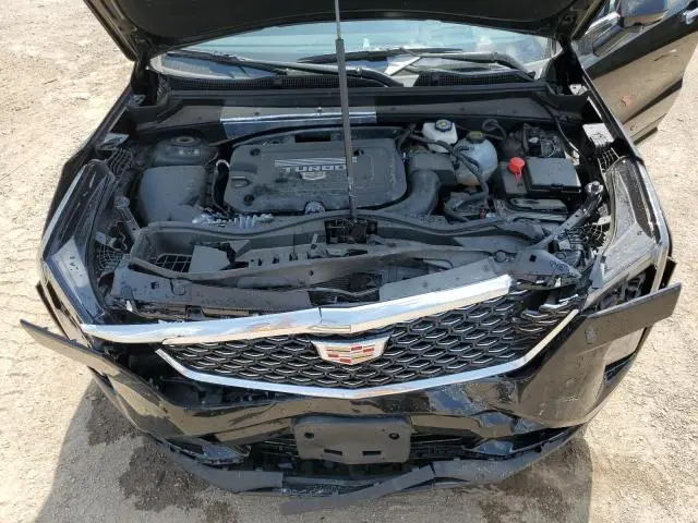 2024 CADILLAC XT4 PREMIUM LUXURY  