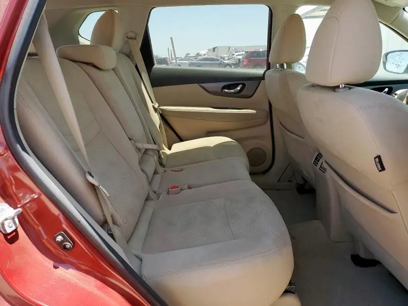 2015 NISSAN ROGUE S  