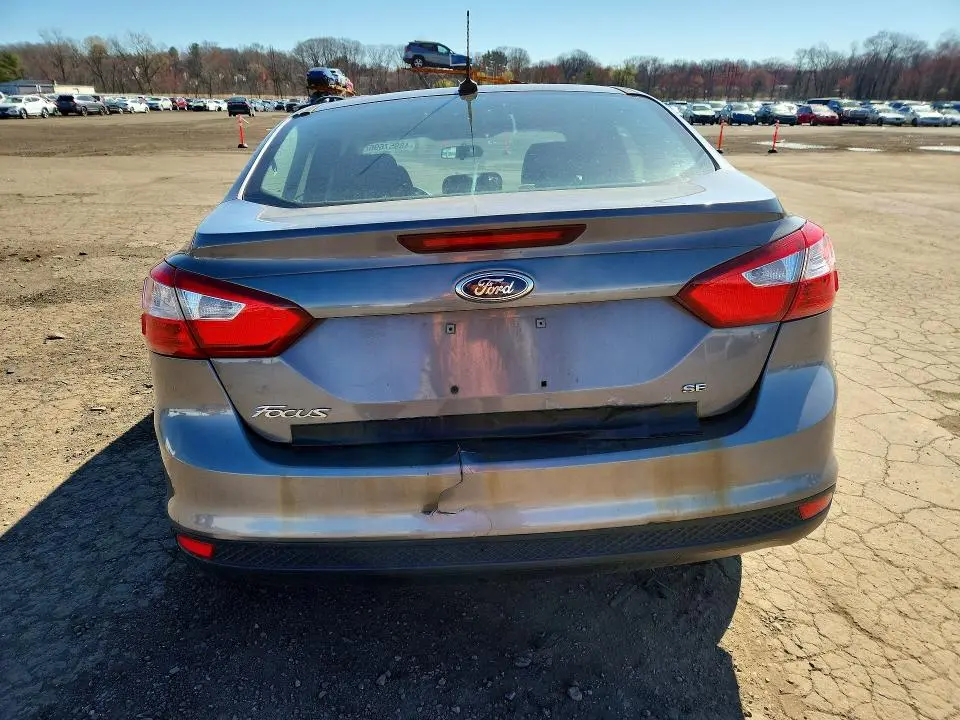 2013 FORD FOCUS SE  