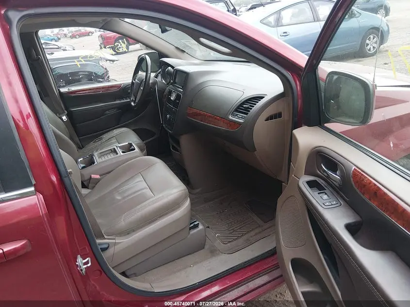 2015 CHRYSLER TOWN & COUNTRY TOURING