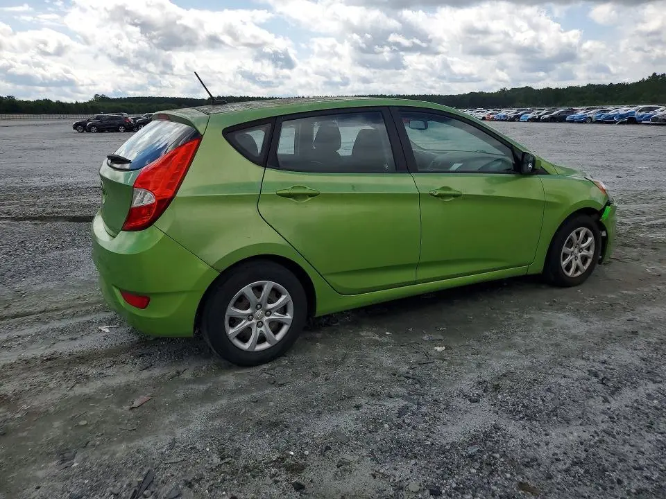 2013 HYUNDAI ACCENT GS  